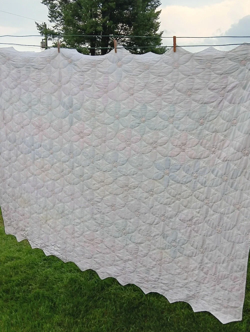 Handmade Floral Patchwork Quilt in Pastel Colors